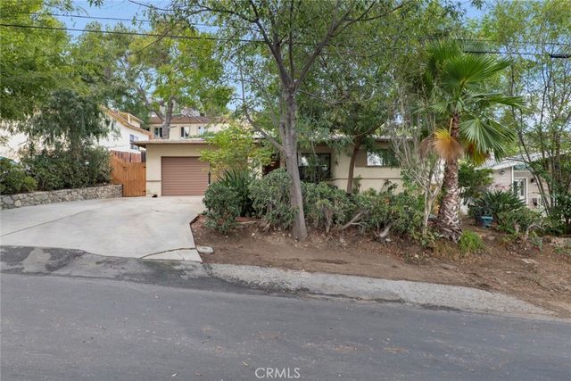 10756 Redmont Avenue, Tujunga, CA 91042