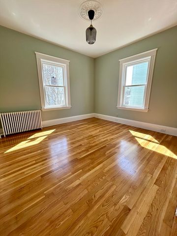 35 Amherst St 2, Boston, MA 02131