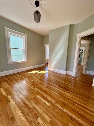 35 Amherst St 2, Boston, MA 02131