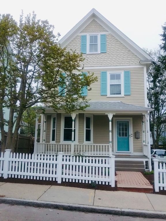 35 Amherst St 2, Boston, MA 02131