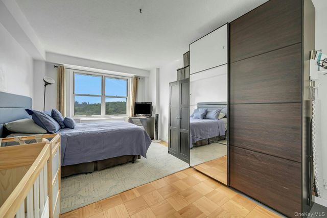 2400 Johnson Avenue 4G, Bronx, NY 10463