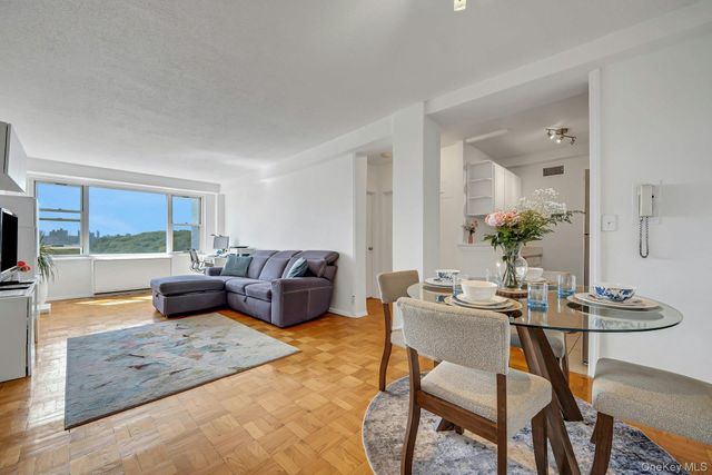 2400 Johnson Avenue 4G, Bronx, NY 10463