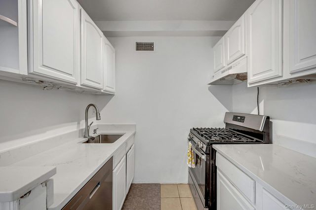 2400 Johnson Avenue 4G, Bronx, NY 10463