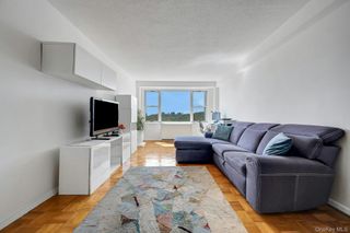 2400 Johnson Avenue 4G, Bronx, NY 10463