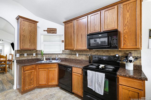 3411 Krie Highlands, San Antonio, TX 78245