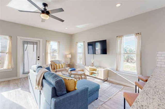 162 La Concha Blvd 35, Port Aransas, TX 78373