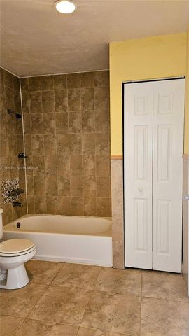 10351 SW 49th St Main, Miami, FL 33165