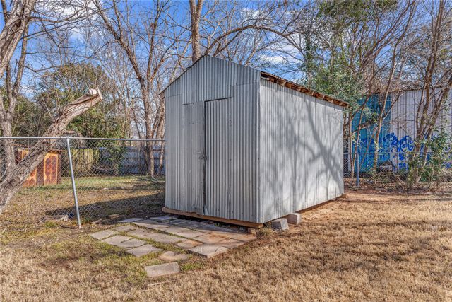 2724 Gurley Avenue, Waco, TX 76711