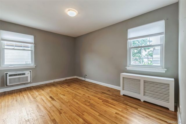 7548 183rd Street, Fresh Meadows, NY 11366