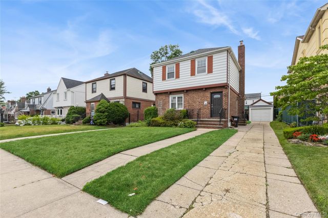 7548 183rd Street, Fresh Meadows, NY 11366