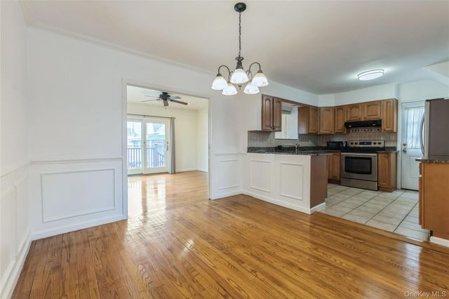 7548 183rd Street, Fresh Meadows, NY 11366