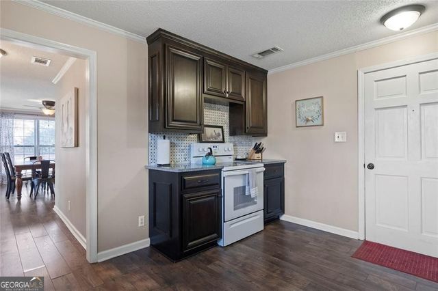 121 Little Riverview Road, Eatonton, GA 31024