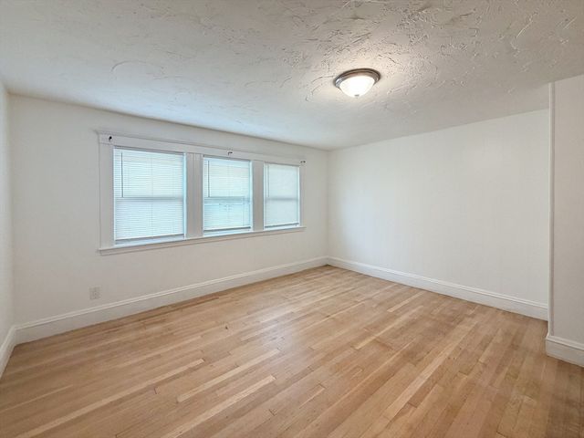 14 West St 2, Quincy, MA 02169