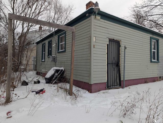 19401 Stout Street, Detroit, MI 48219