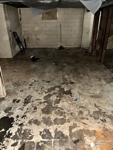 19401 Stout Street, Detroit, MI 48219