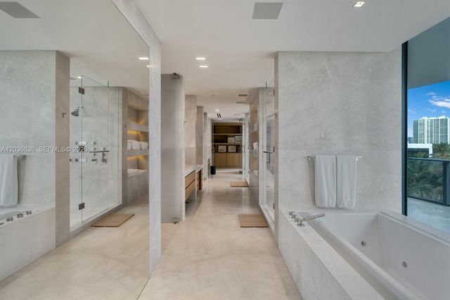 19575 Collins Avenue 3, Sunny Isles Beach, FL 33160