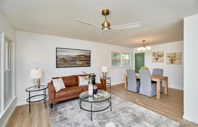 355 Saint Eugene Lane, Florissant, MO 63033