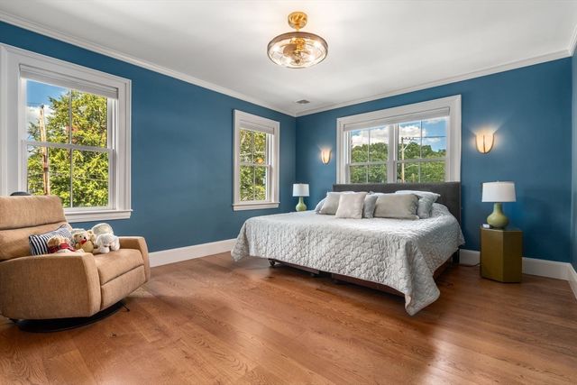 1119 Walnut St, Newton, MA 02461