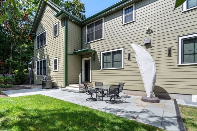 1119 Walnut St, Newton, MA 02461