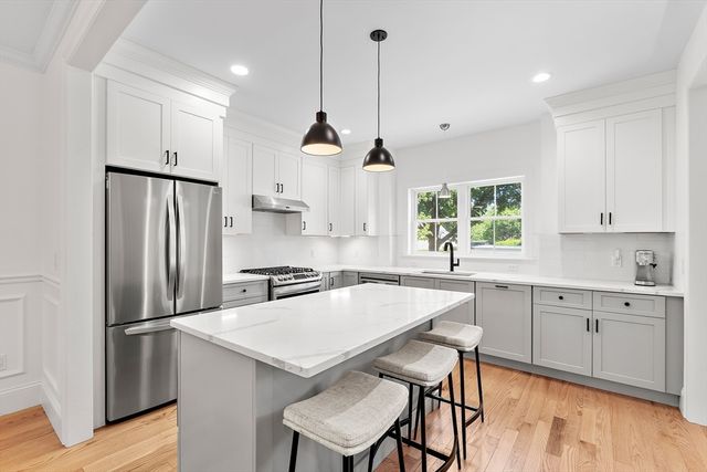 328 Village St 328, Medway, MA 02053