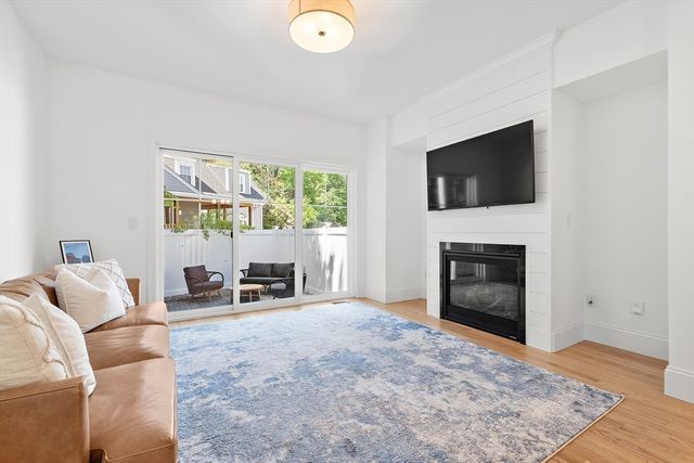 328 Village St 328, Medway, MA 02053