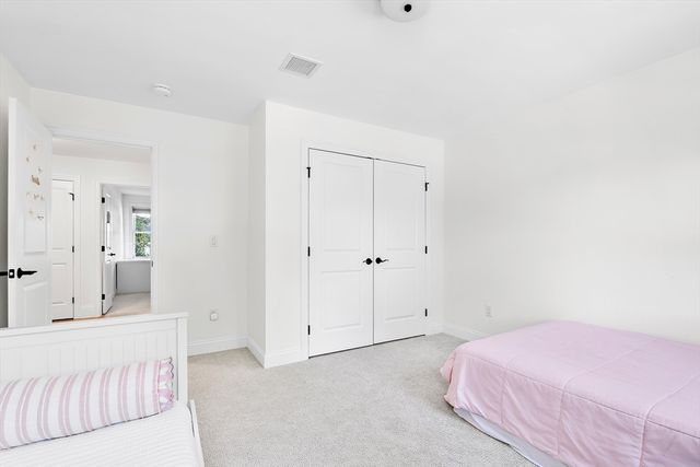 328 Village St 328, Medway, MA 02053