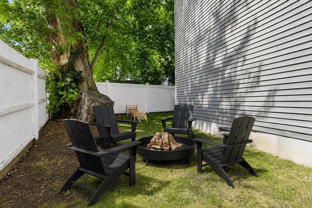 328 Village St 328, Medway, MA 02053
