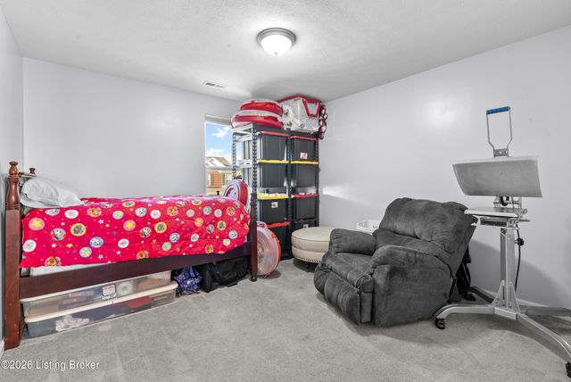 11723 Trottingham Cir, Louisville, KY 40299
