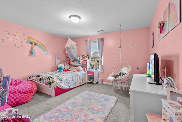 11723 Trottingham Cir, Louisville, KY 40299