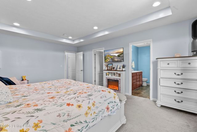 11723 Trottingham Cir, Louisville, KY 40299
