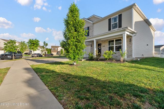 11723 Trottingham Cir, Louisville, KY 40299