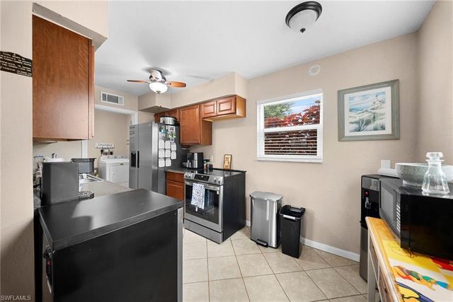17 Alabama RD S, Lehigh Acres, FL 33936