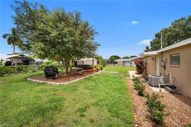 17 Alabama RD S, Lehigh Acres, FL 33936