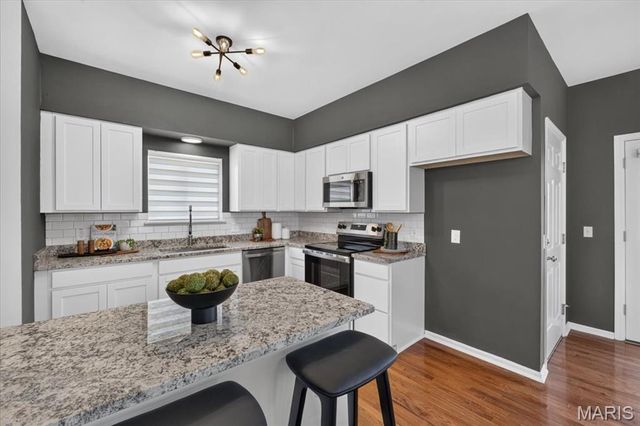 3717 Tennessee Avenue, St Louis, MO 63118