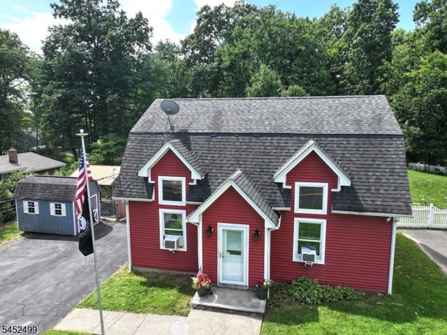 216 E Shore Culver Rd, Frankford Twp., NJ 07826