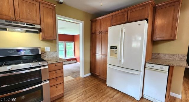216 E Shore Culver Rd, Frankford Twp., NJ 07826