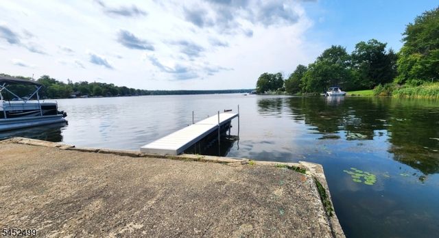 216 E Shore Culver Rd, Frankford Twp., NJ 07826