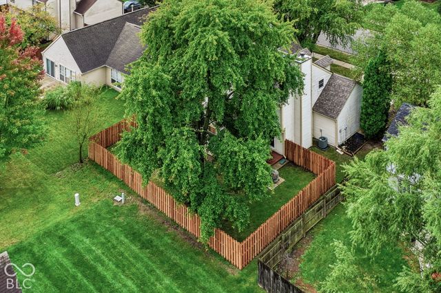 11533 Jamestown West Drive, Fishers, IN 46038
