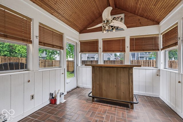 11533 Jamestown West Drive, Fishers, IN 46038