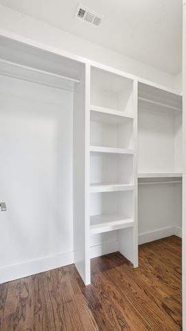 1263 N Avondale Cir, Nashville, TN 37207