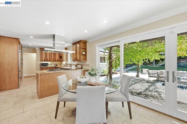 280 Bolla Ave, Alamo, CA 94507