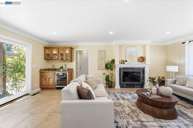 280 Bolla Ave, Alamo, CA 94507
