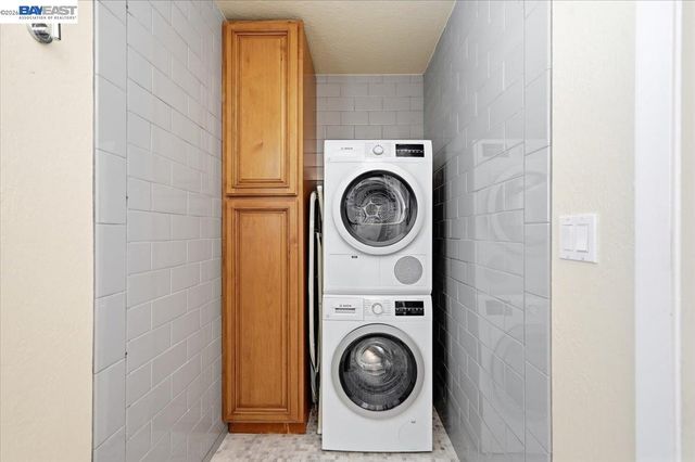 280 Bolla Ave, Alamo, CA 94507