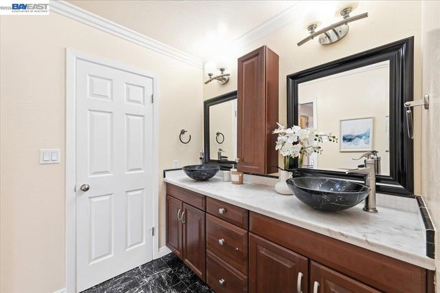 280 Bolla Ave, Alamo, CA 94507