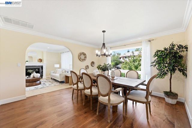 280 Bolla Ave, Alamo, CA 94507