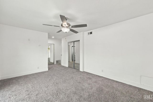421 Brookhaven Drive, Bakersfield, CA 93304