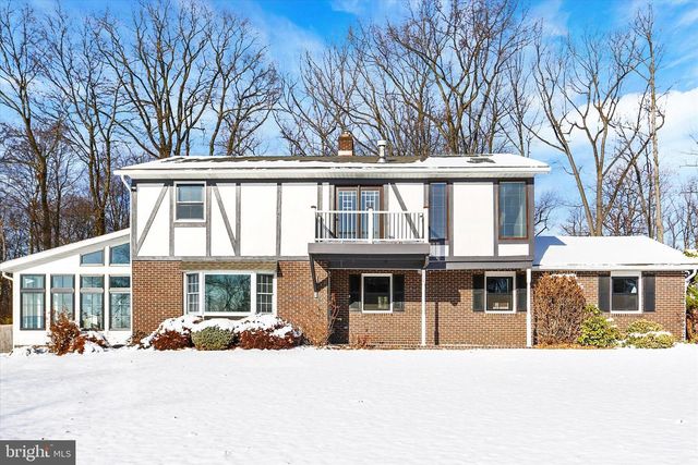 965 N COLLEGE ST, Myerstown, PA 17067