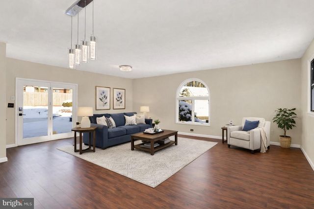 965 N COLLEGE ST, Myerstown, PA 17067