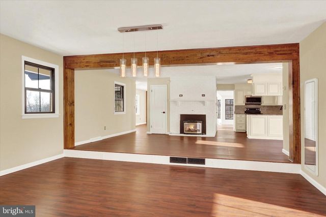 965 N COLLEGE ST, Myerstown, PA 17067