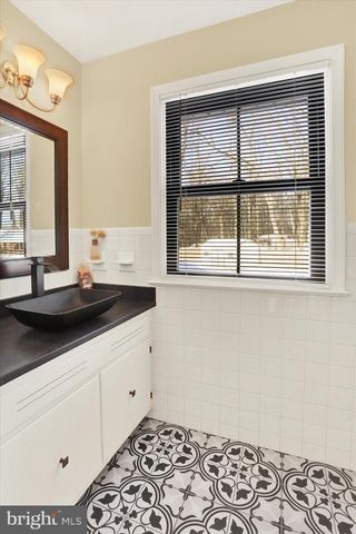 965 N COLLEGE ST, Myerstown, PA 17067